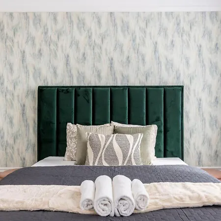 Luxy Spacious & Cozy With Balcony * 布达佩斯