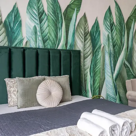 Luxy Spacious & Cozy With Balcony Daire