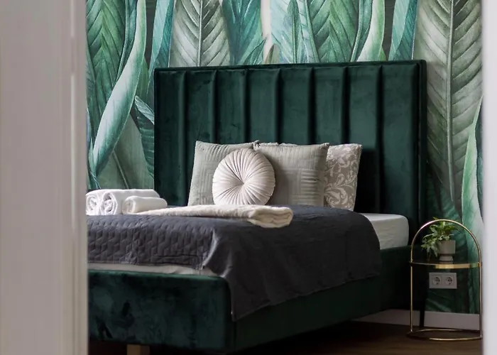 Luxy Spacious & Cozy With Balcony Budapest